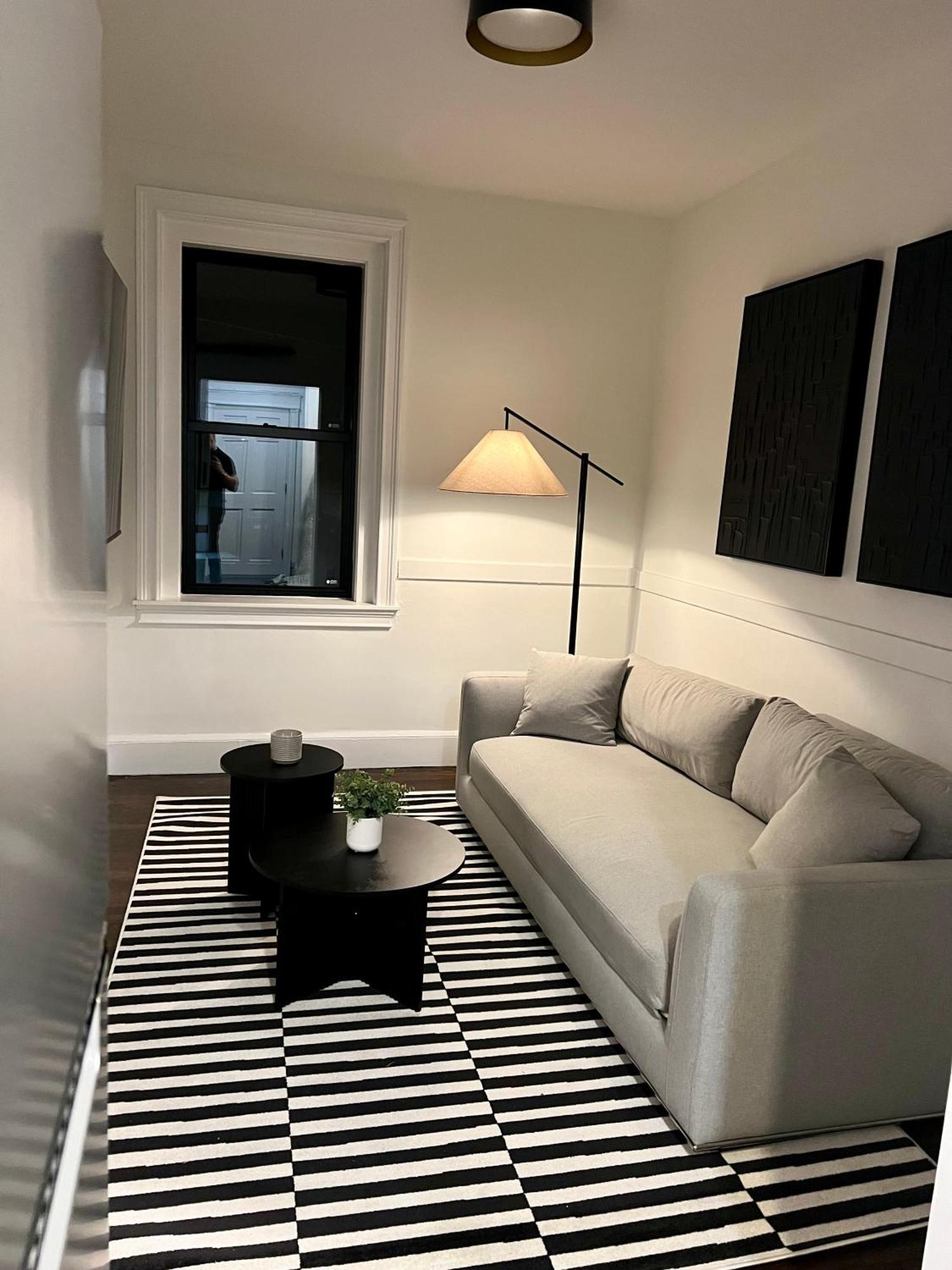 Modern Luxury In Apartment Quincy